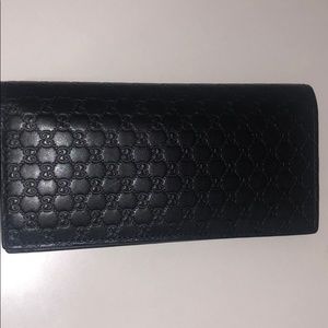 Gucci Microguccissima Black Leather Wallet